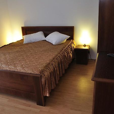 Oras Zlatna Otel Dış mekan fotoğraf