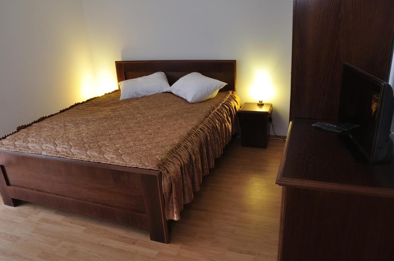 Oras Zlatna Otel Dış mekan fotoğraf